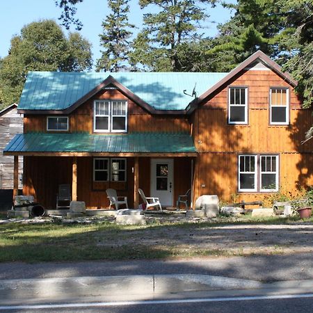 4 Bedroom Cottage On Manitoulin Island Next To Sand Beaches! Providence Bay Экстерьер фото